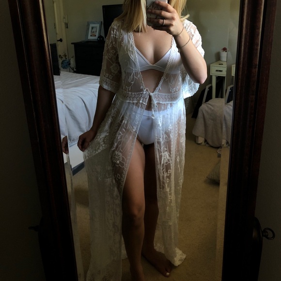 Sweet Lace Kimono - Picture 5 of 5
